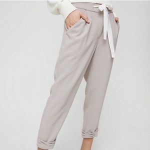 Aritzia Allant Linen Cropped Pants